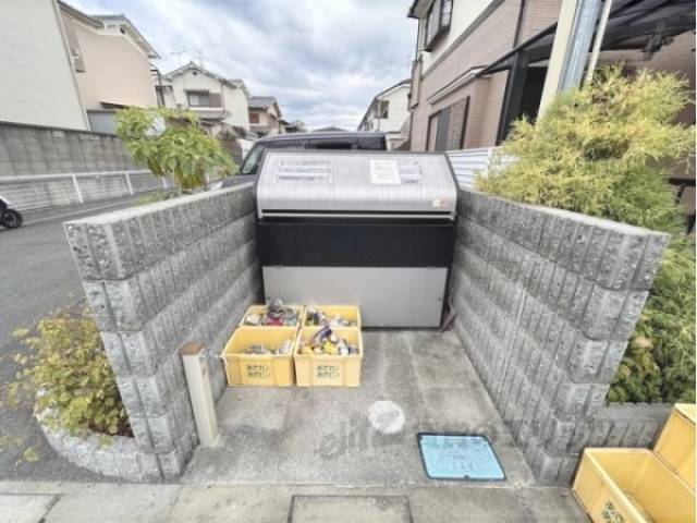 ゴミ置き場