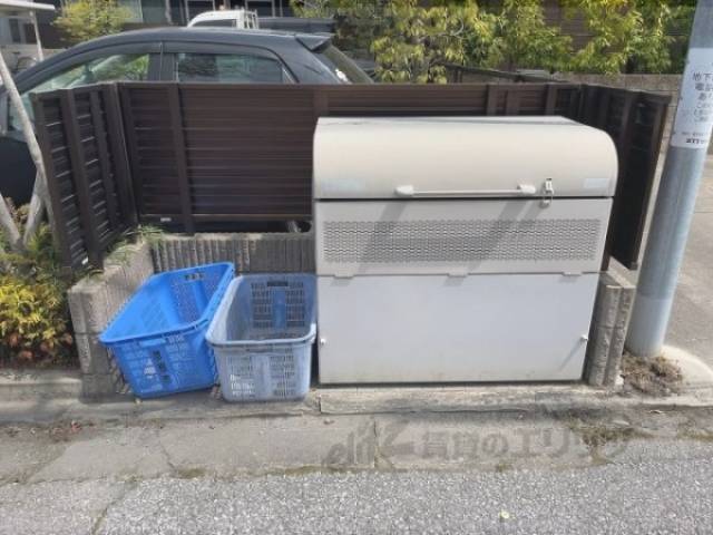 ゴミ置き場