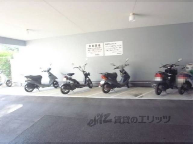 駐輪場