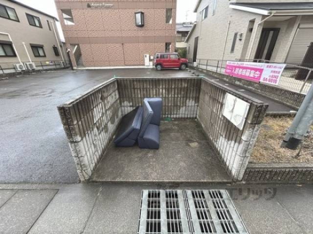 ゴミ置き場