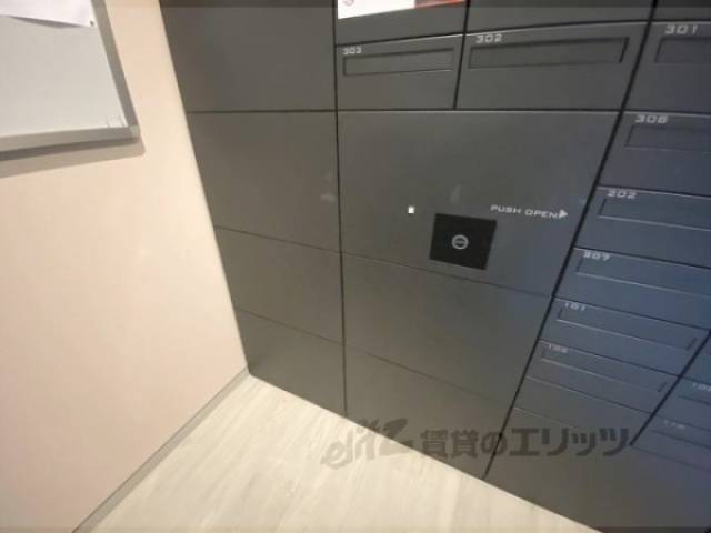 宅配ボックス
