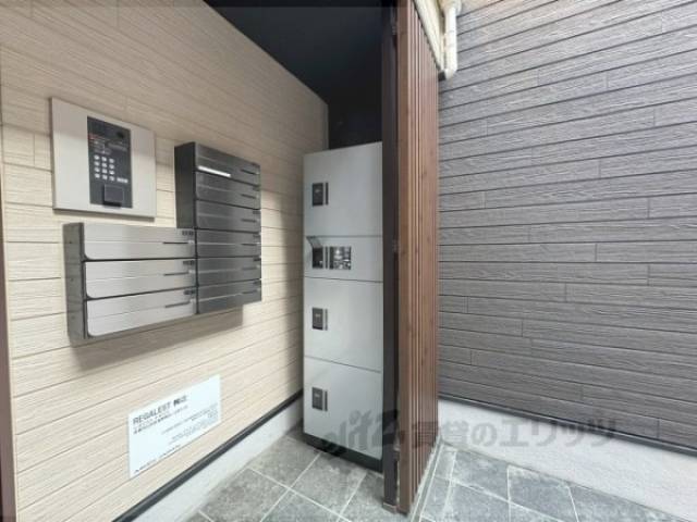 宅配ボックス