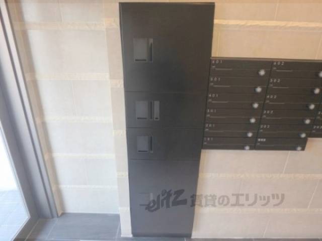 宅配ボックス