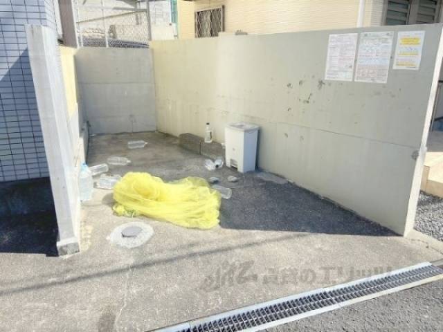 ゴミ置き場