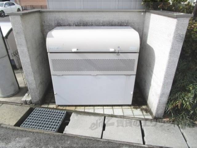 ゴミ置き場