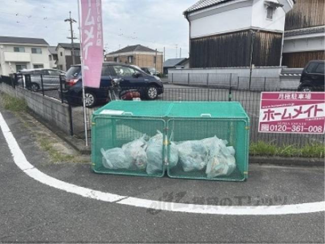 ゴミ置き場