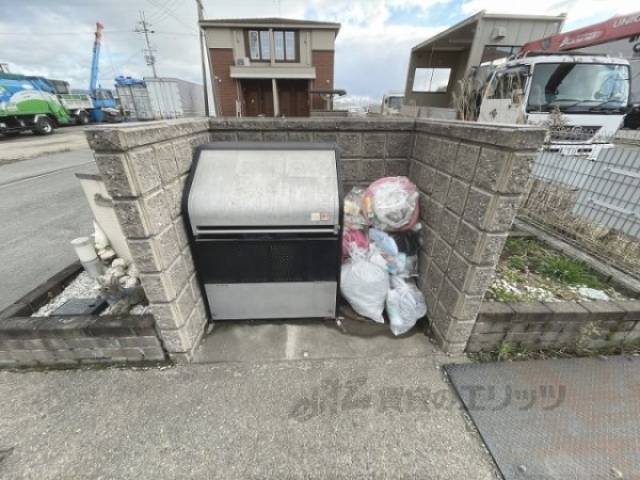 ゴミ置き場