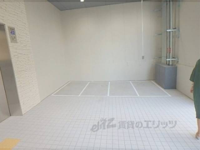 駐輪場　バイク