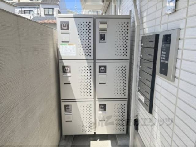 宅配ボックス