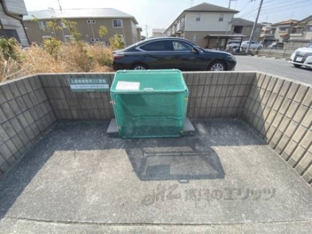 ゴミ置き場