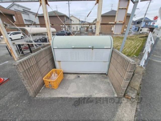 ゴミ置き場