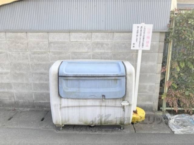 ゴミ置き場