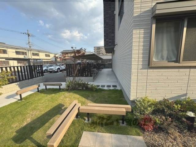ベンチ