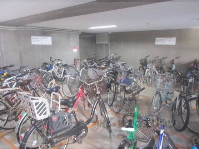 駐輪場
