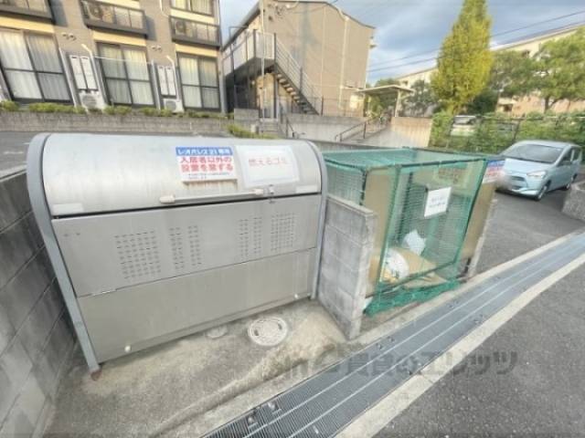 ゴミ置き場
