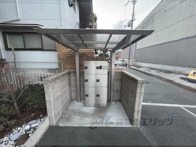 宅配ボックス