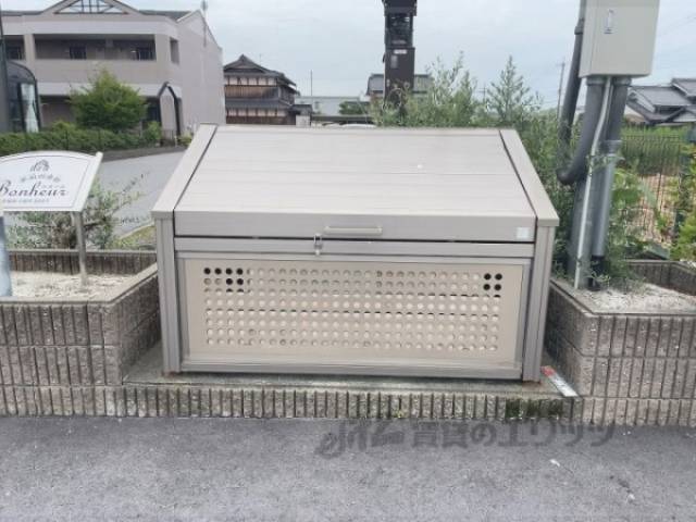 ゴミ置き場