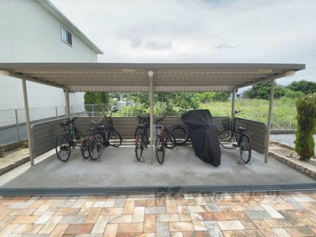 駐輪場