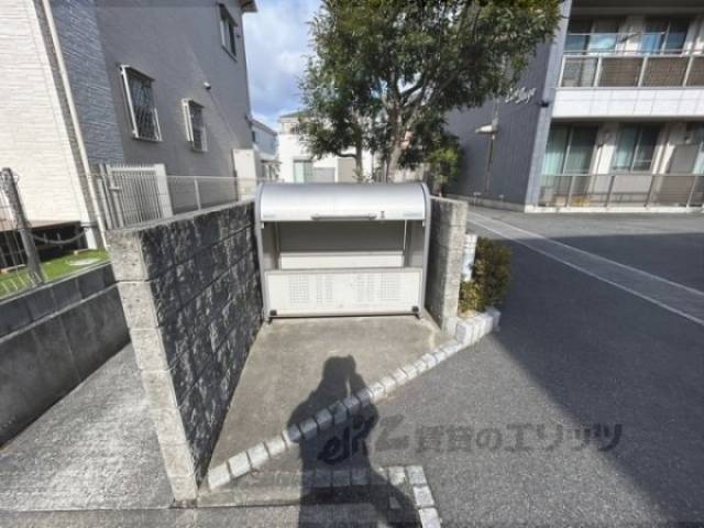 ゴミ置き場
