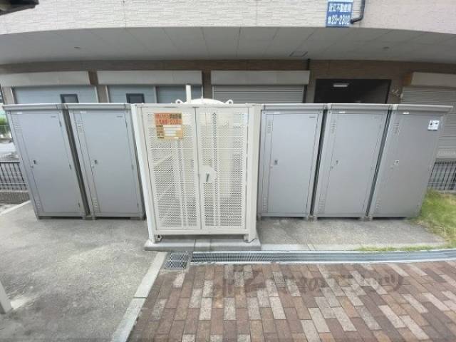 宅配ボックス