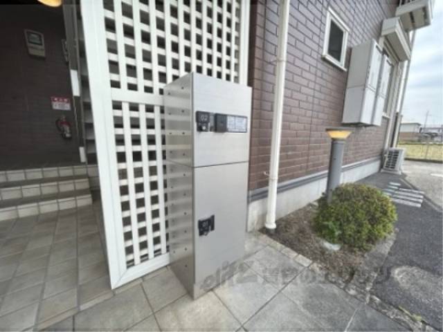 宅配ボックス