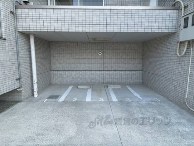 バイク置き場
