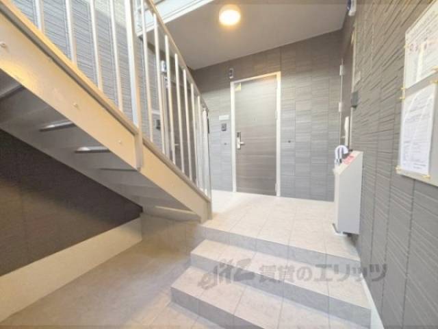 ロビー　ﾋﾞｰﾄｳ