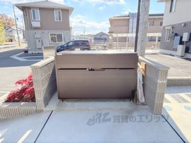 ゴミ置き場　ﾃﾞｨｰﾄｳ