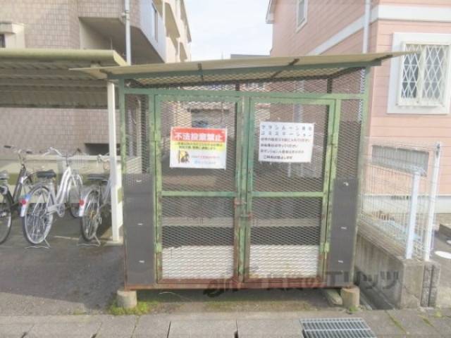 ゴミ置き場
