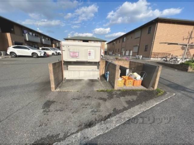 ゴミ置き場