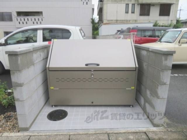 ゴミ置き場