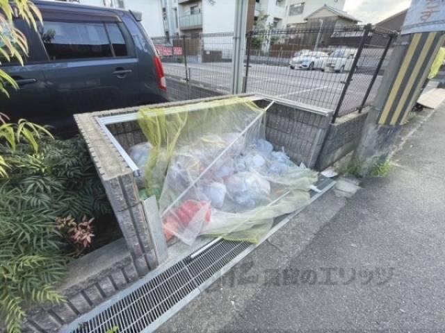 ゴミ置き場