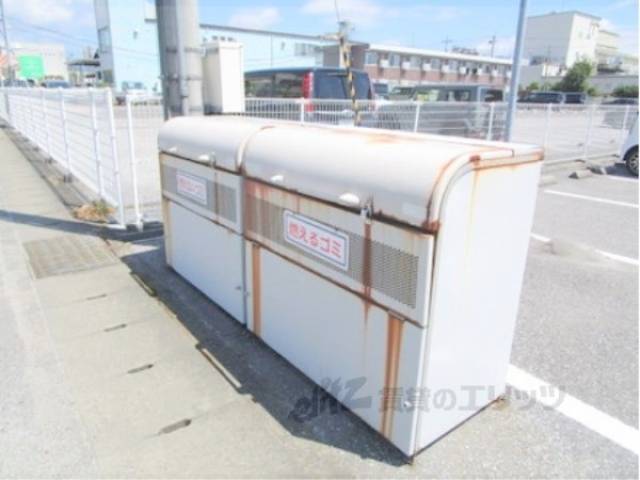 ゴミ置き場