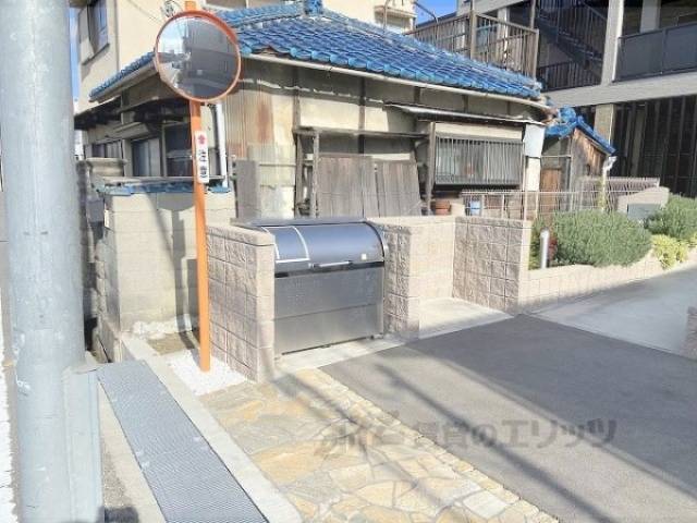 ゴミ置き場