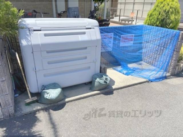 ゴミ置き場
