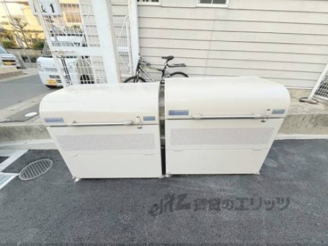 ゴミ置き場