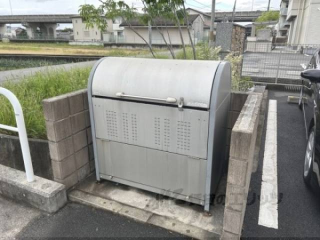 ゴミ置き場