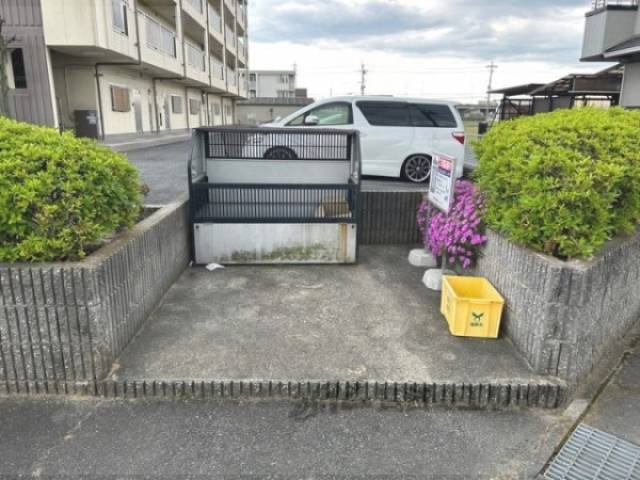 ゴミ置き場