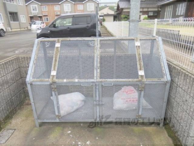 ゴミ置き場