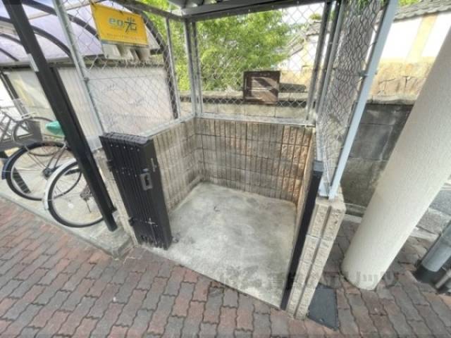 ゴミ置き場