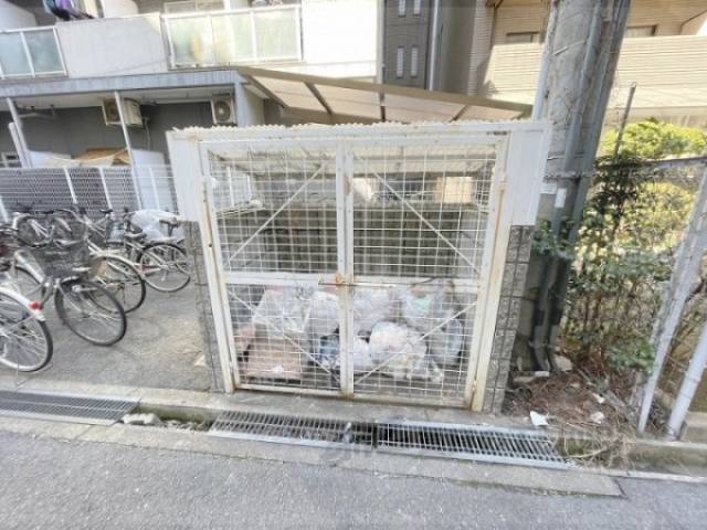 ゴミ置き場