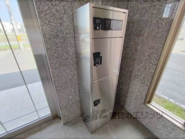 宅配ボックス