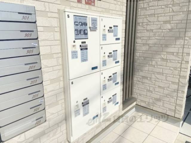 宅配ボックス