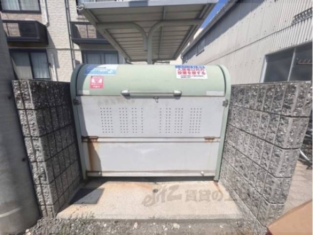 ゴミ置き場