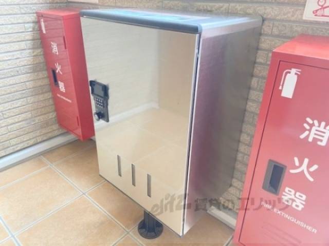 宅配ボックス