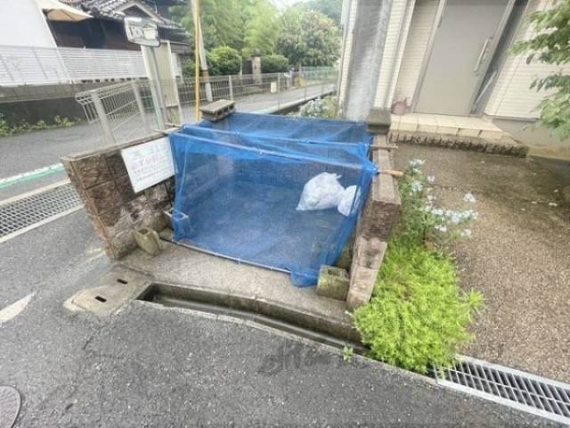 ゴミ置き場
