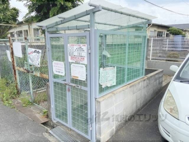 ゴミ置き場