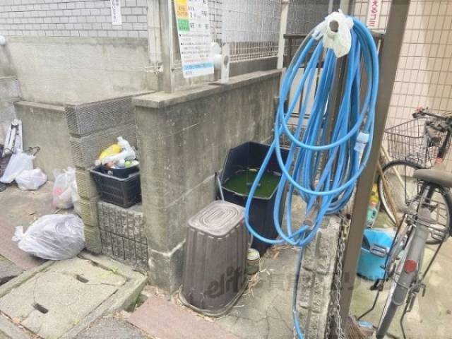 ゴミ置き場