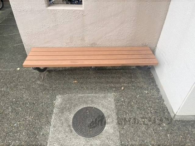 ベンチ