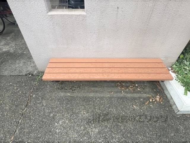 ベンチ